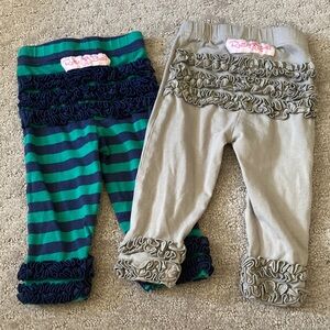 Bundle 2 Ruffle Butts baby leggings, 6-12 months.